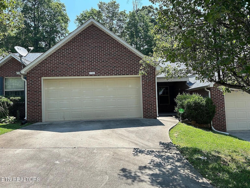 For Rent $1,900/month • Co-Listing Agent