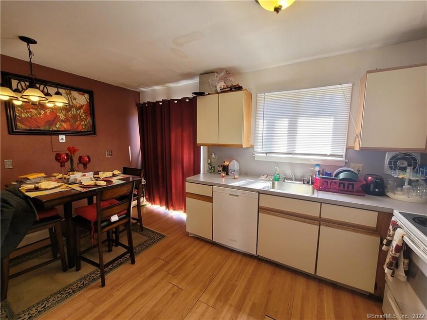 16 Lawton Rd unit 25, Manchester, CT 06042 - photo 1