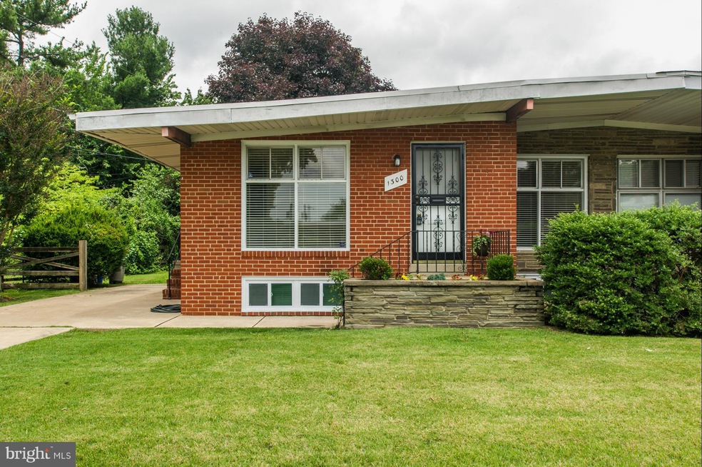 1300 Ablett Rd, Baltimore, MD 21239 - photo 1