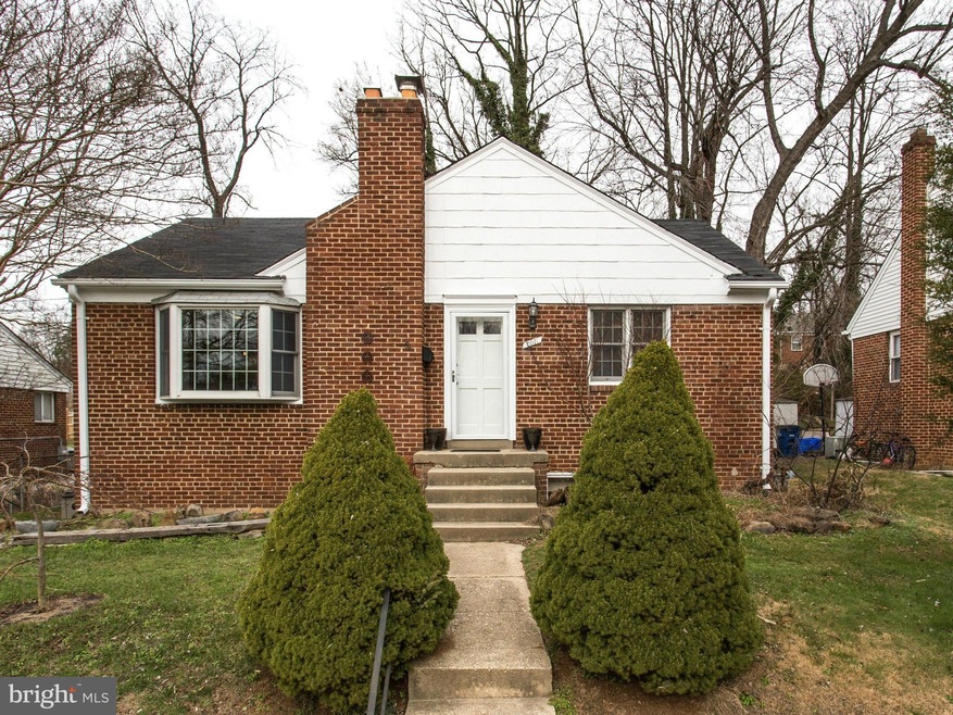 5011 Bangor Dr, Kensington, MD 20895 - photo 1