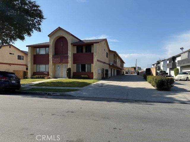 Sold $2,125,000 • Co-Listing Agent