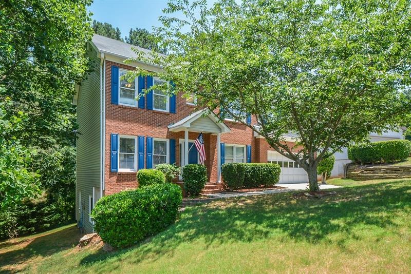 3390 Pierce Arrow Cir, Suwanee, GA 30024 - photo 1