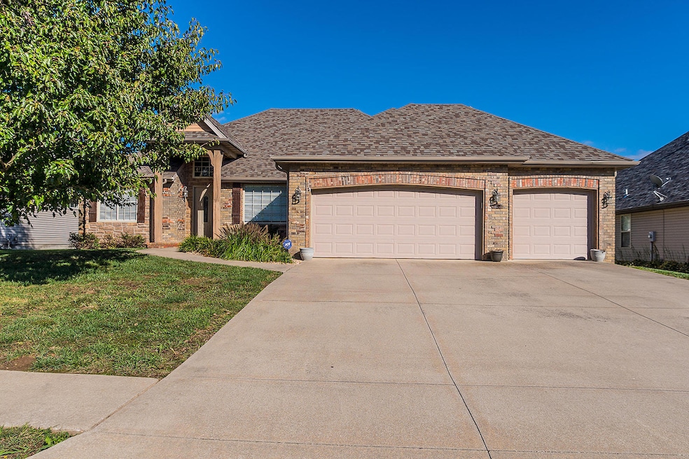 622 Ritter Ave, Nixa, MO 65714 - photo 1