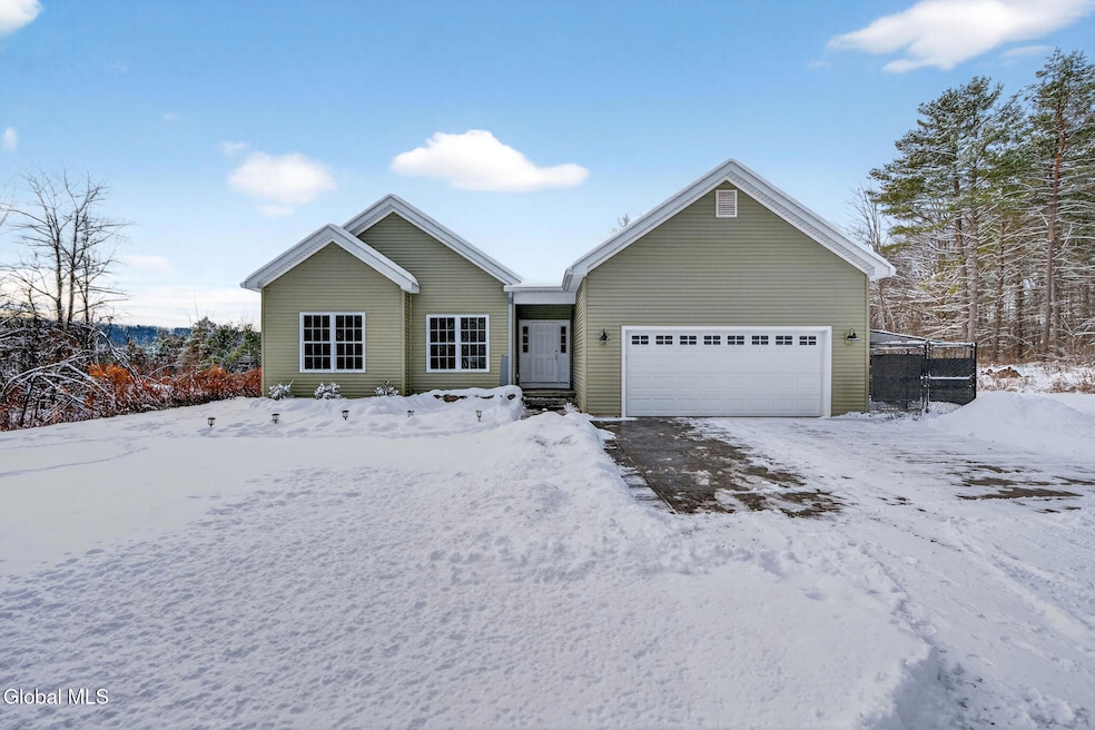 295 Woodstone Cir, Duanesburg, NY 12056 - photo 1