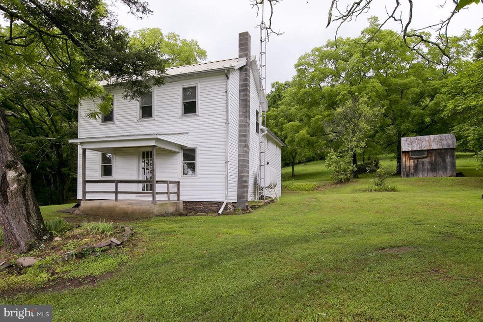 323 Apple Harvest Dr, Martinsburg, WV 25401 - photo 1