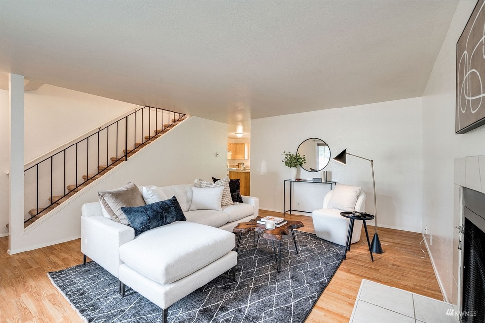 12110 11th Place W unit 1 & 2, Everett, WA 98204 - photo 1