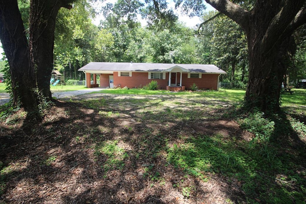 3662 Sharon Rd, Laurel, MS 39443 - photo 1