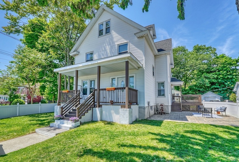 112 Tremont St unit 112, Melrose, MA 02176 - photo 1