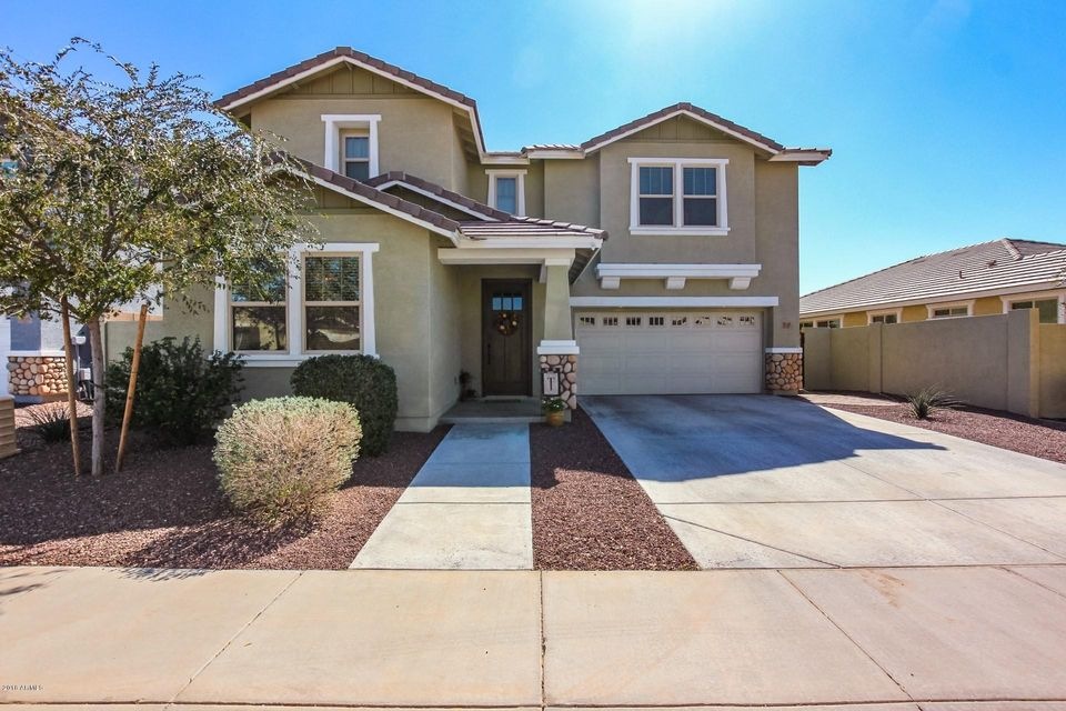 Great curb appeal!