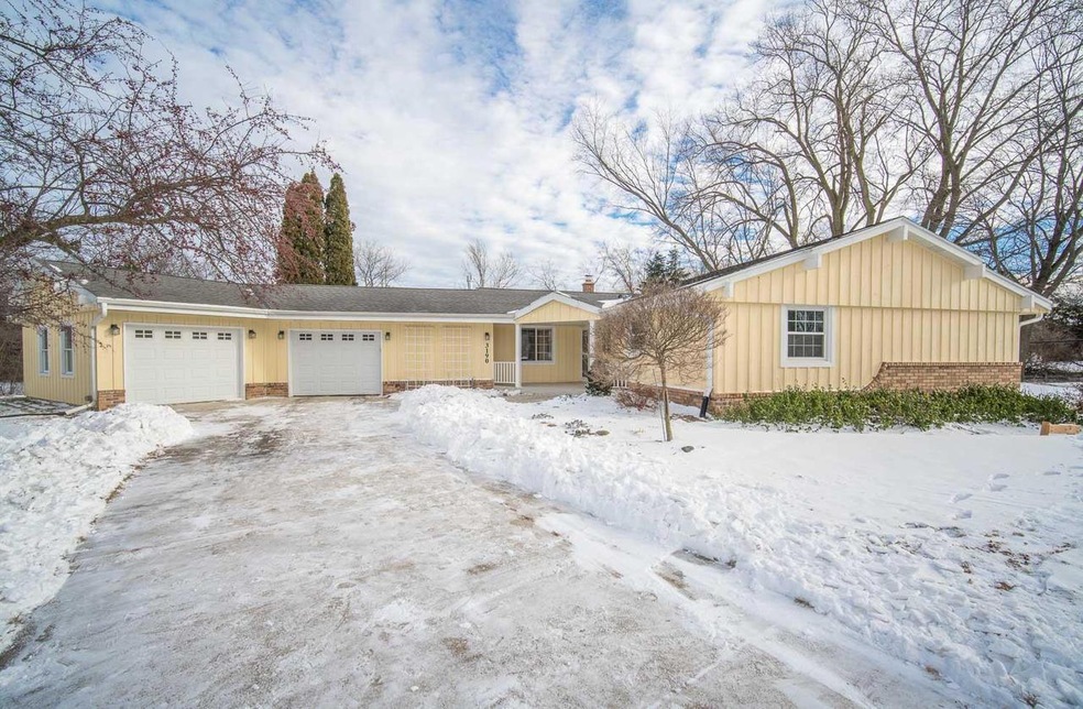 3190 Old Lantern Ct