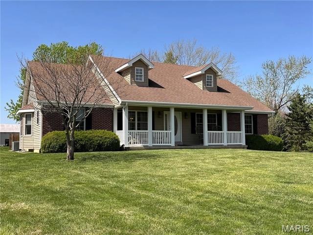 155 Zalabak Rd, Hawk Point, MO 63349 - photo 1