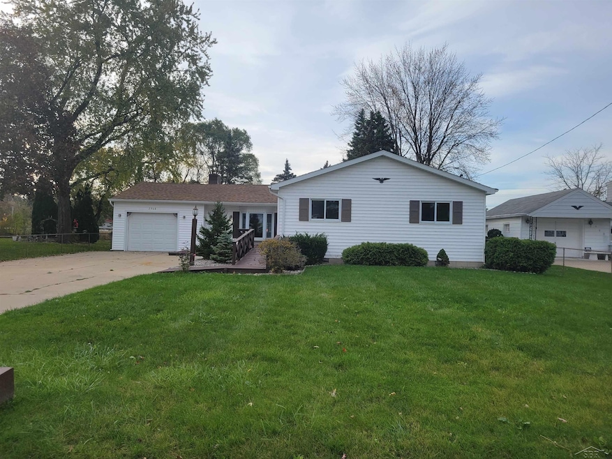 2968 Strieter Dr, Bay City, MI 48706 MLS 50126943