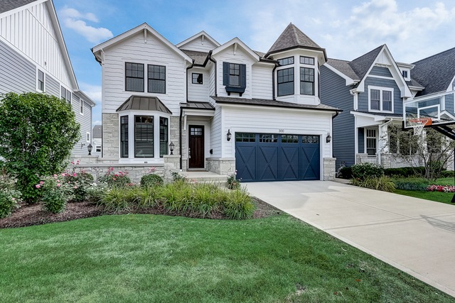 300 E 3rd St, Elmhurst, IL 60126 - photo 1