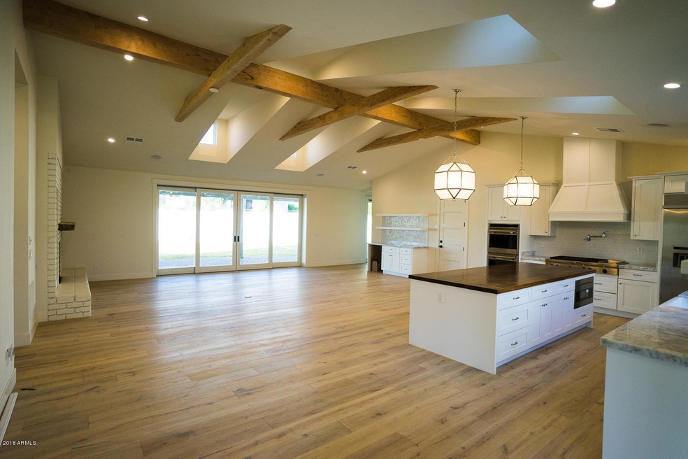 4710 House-6