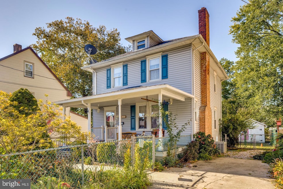 323 Walnut St, Delanco, NJ 08075 - photo 1