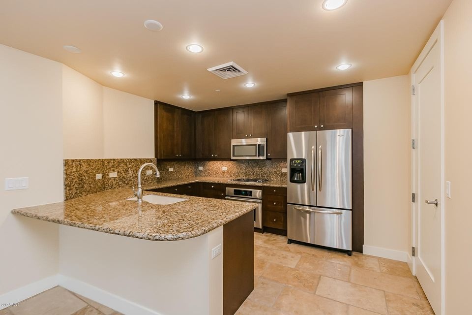 140 S Rio Salado #108 AZ-19