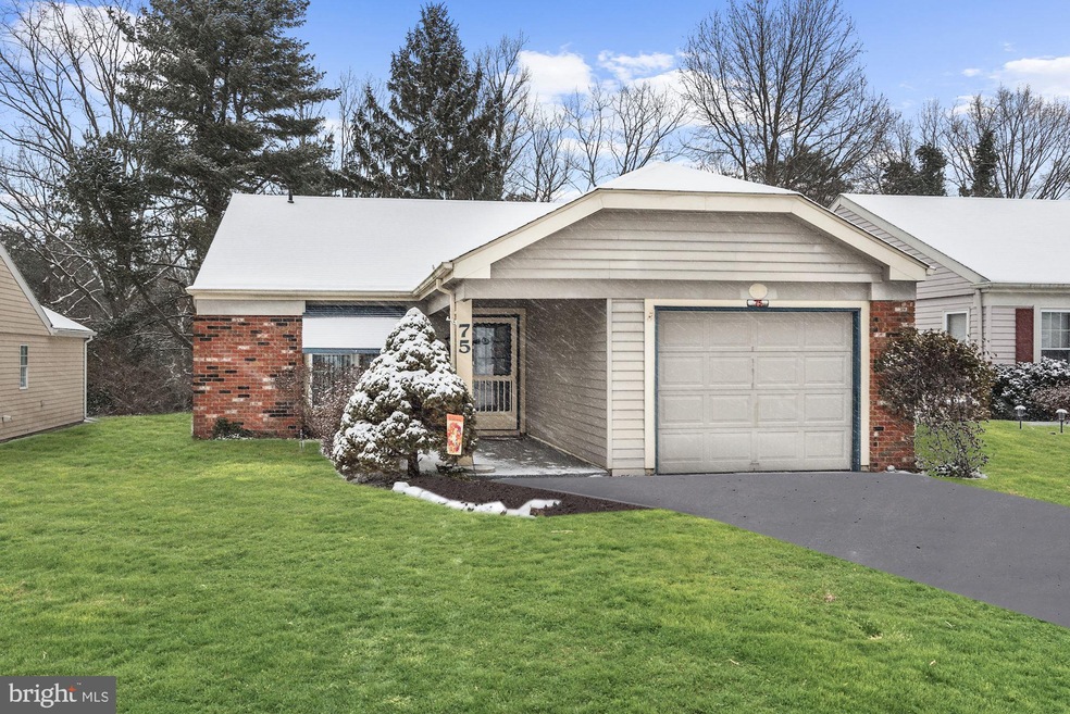 75 Buckingham Dr, Southampton, NJ 08088 - photo 1