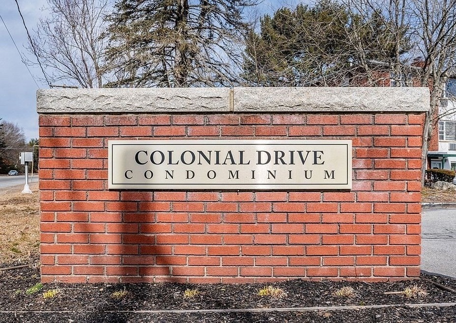 A3 Colonial Dr unit 8, Andover, MA 01810 - photo 1
