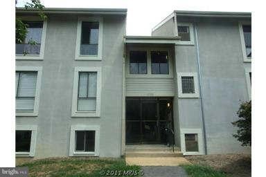 5758A Village Green Dr unit 9/575, Alexandria, VA 22309 - photo 1