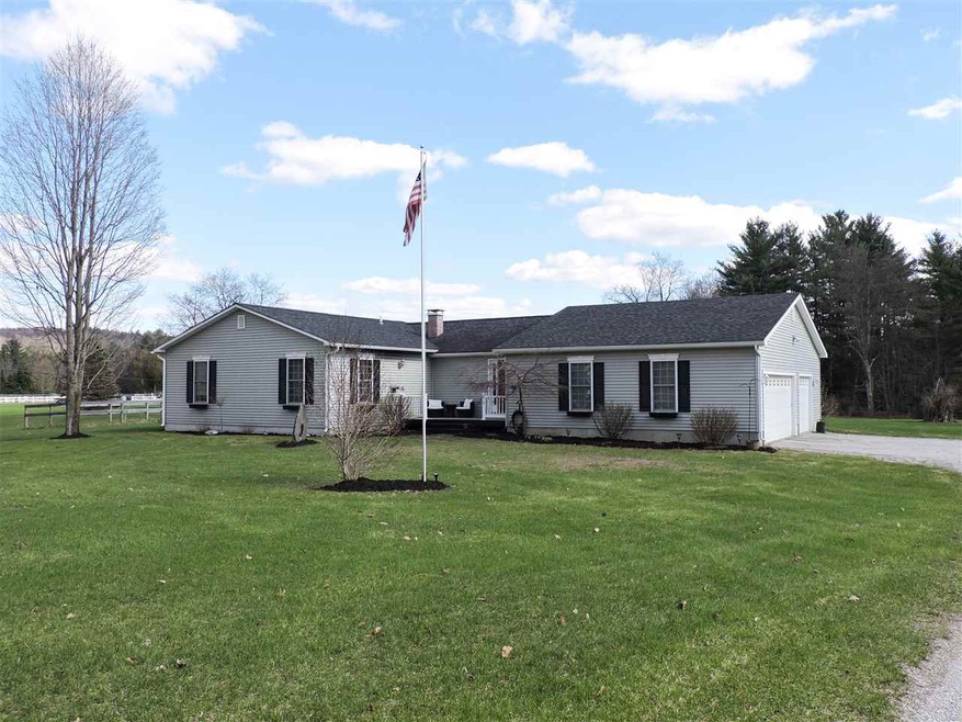 819 Fairfax Rd, Cambridge, VT 05444 - photo 1