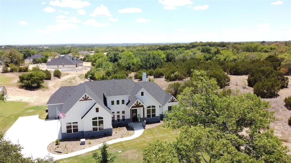 1999 Trailwood Dr, Weatherford, TX 76085 - photo 1