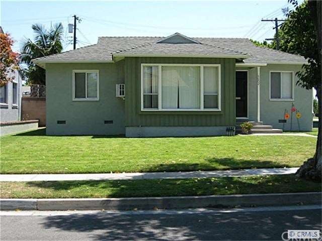 Great Curb Appeal and Front View of The House
