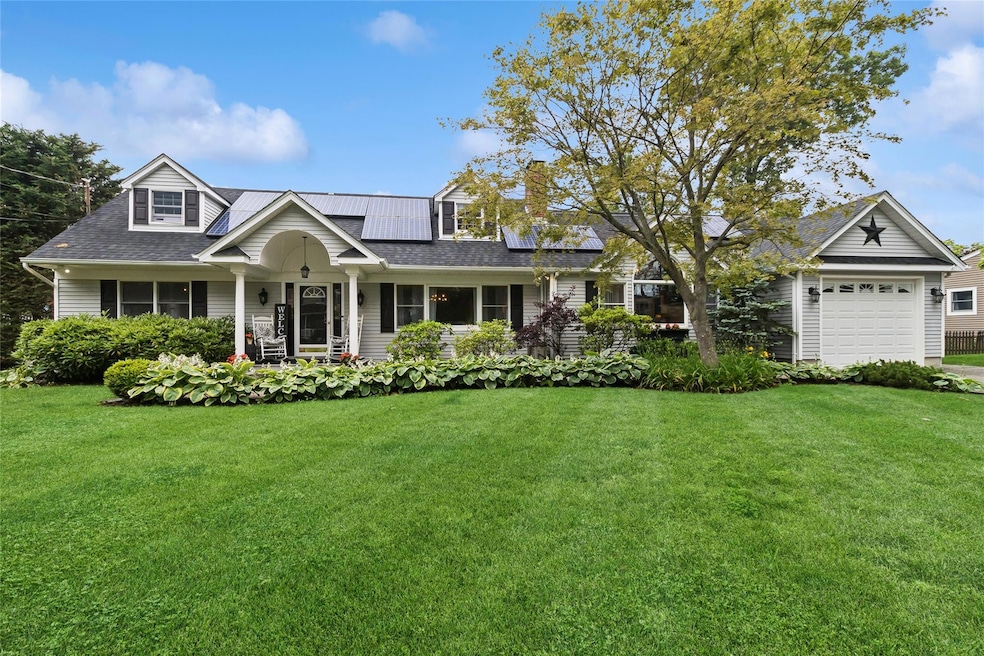 Sold $925,000 • Co-Listing Agent