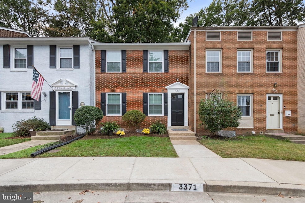 Under Contract $639,000