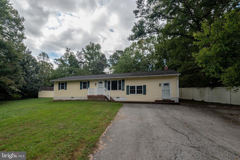 Under Contract $380,000