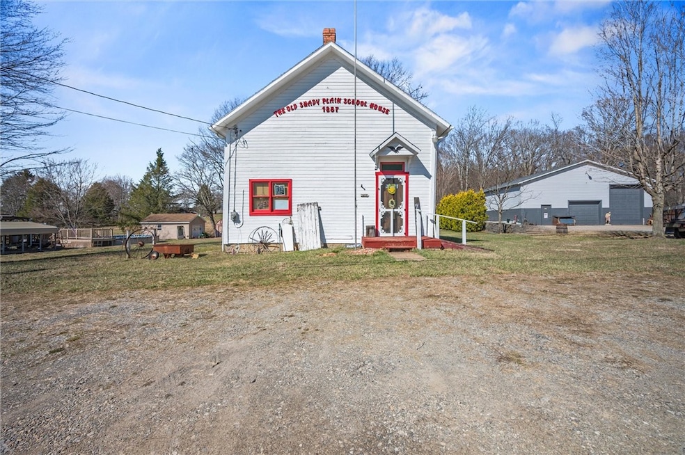 1677 Shady Plain Rd, Apollo, PA 15613 - photo 1