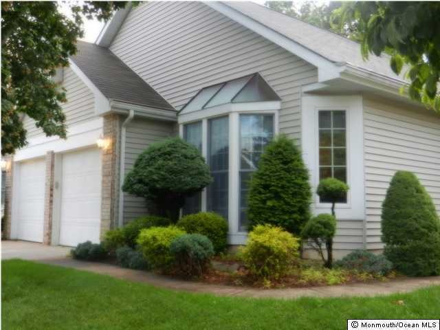 1612 Goldspire Rd, Toms River, NJ 08755 - photo 1