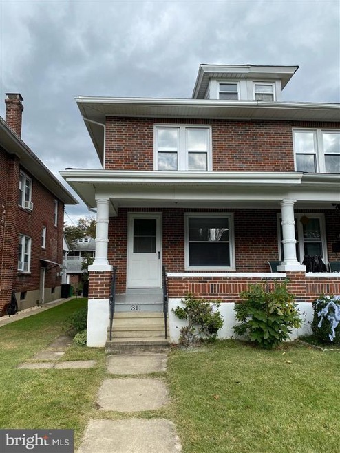 311 W Elm St, Reading, PA 19607 - photo 1