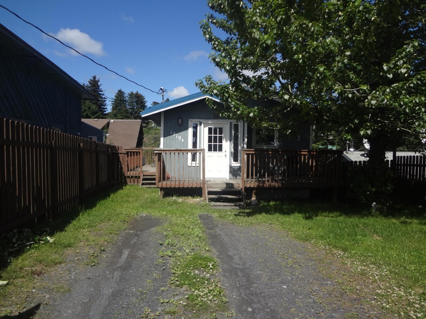 Cute 1 Bedroom Home