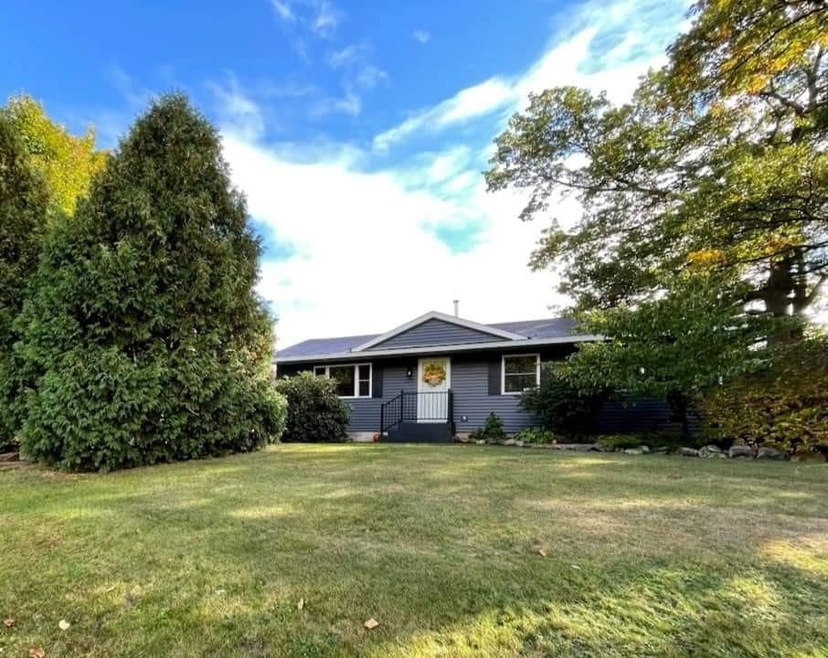 2802 E 300 S, La Porte, IN 46350 - photo 1