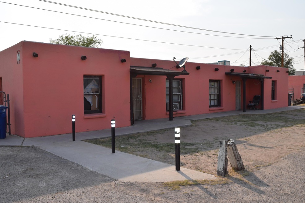 601 Lafayette Dr, El Paso, TX 79915 - photo 1