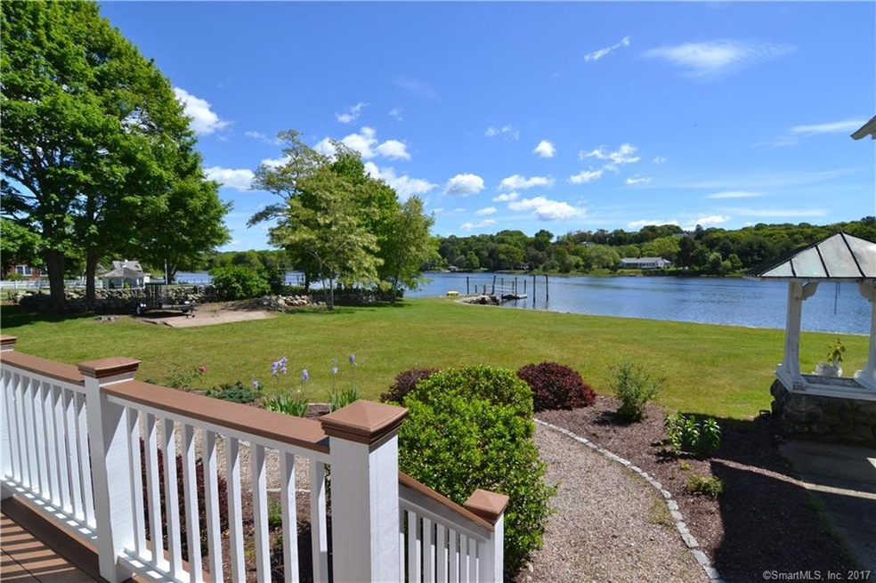 20 Cove Rd unit 2, Stonington, CT 06378 - photo 1