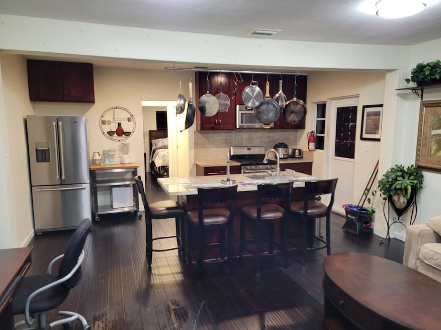 714 N Federal Hwy unit 1, Lake Worth, FL 33460 - photo 1