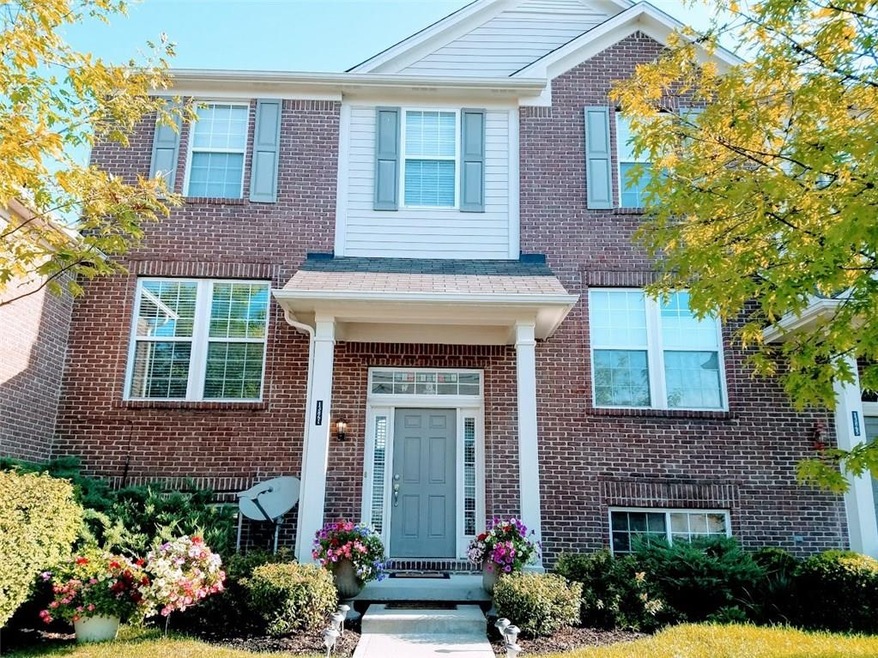 13861 Willesden Cir, Fishers, IN 46037 - photo 1