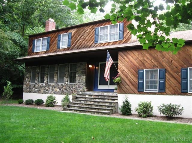 54 Chester Ct, Cortlandt Manor, NY 10567 - photo 1