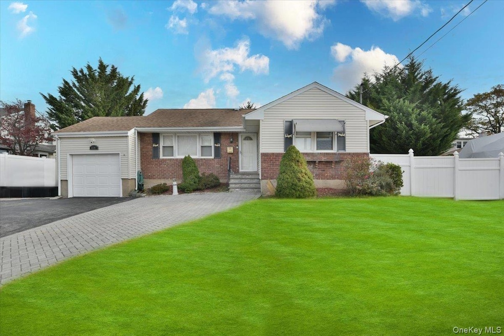 2203 Washington St, Merrick, NY 11566 - photo 1