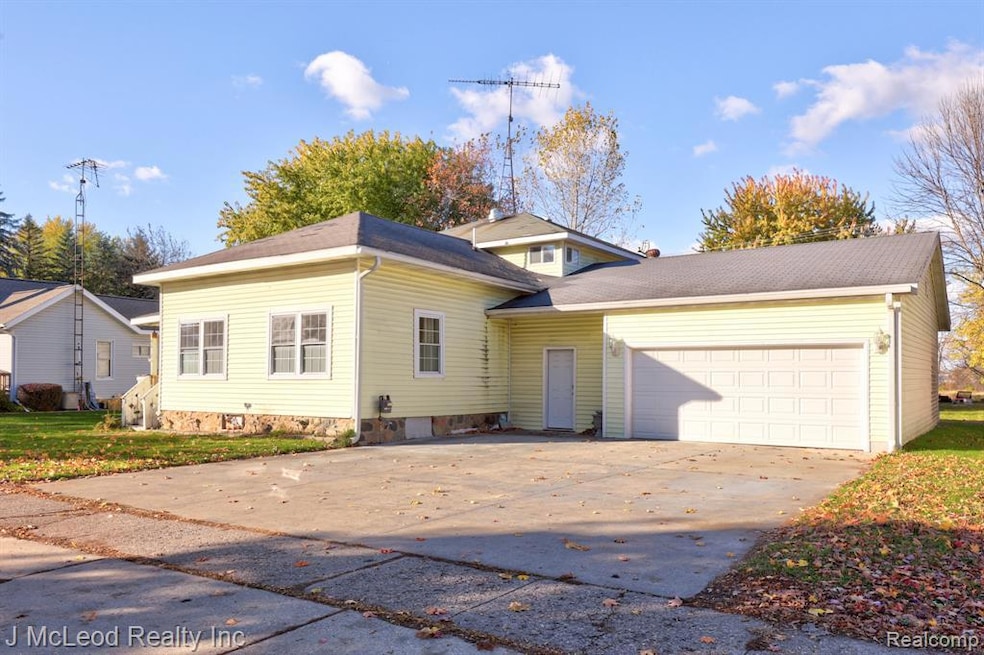 For Sale $217,900 • Co-Listing Agent