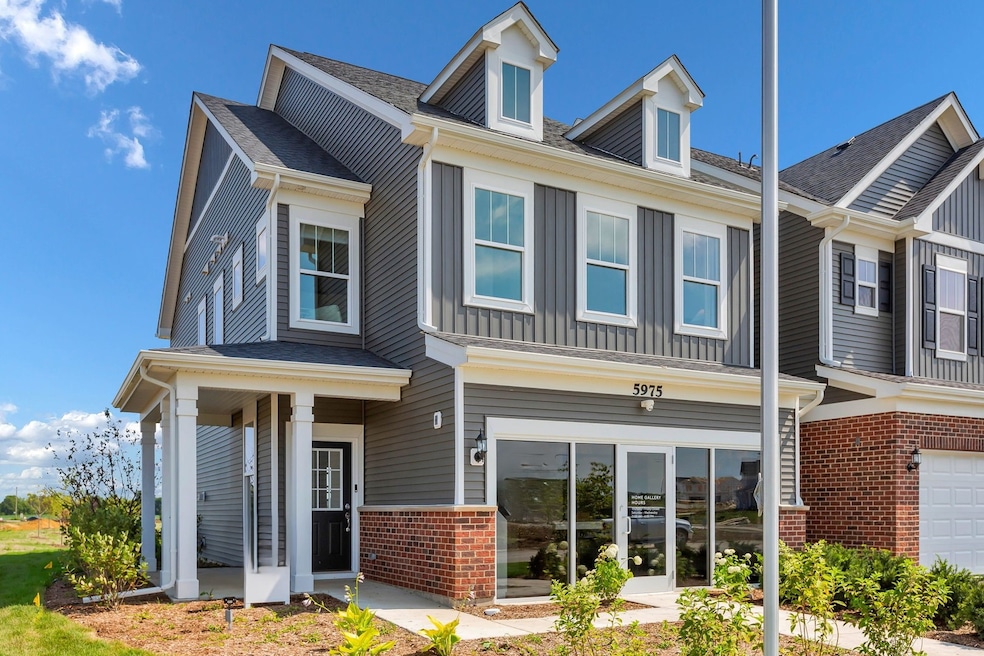 5933 Hawkweed Dr unit 8502, Naperville, IL 60564 - photo 1