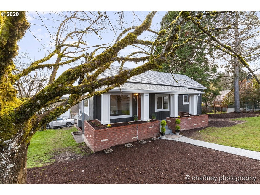 2206 Charman St, West Linn, OR 97068 - photo 1