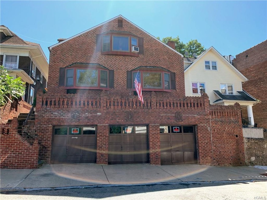 70 St Andrews Place unit 1, Yonkers, NY 10705 - photo 1