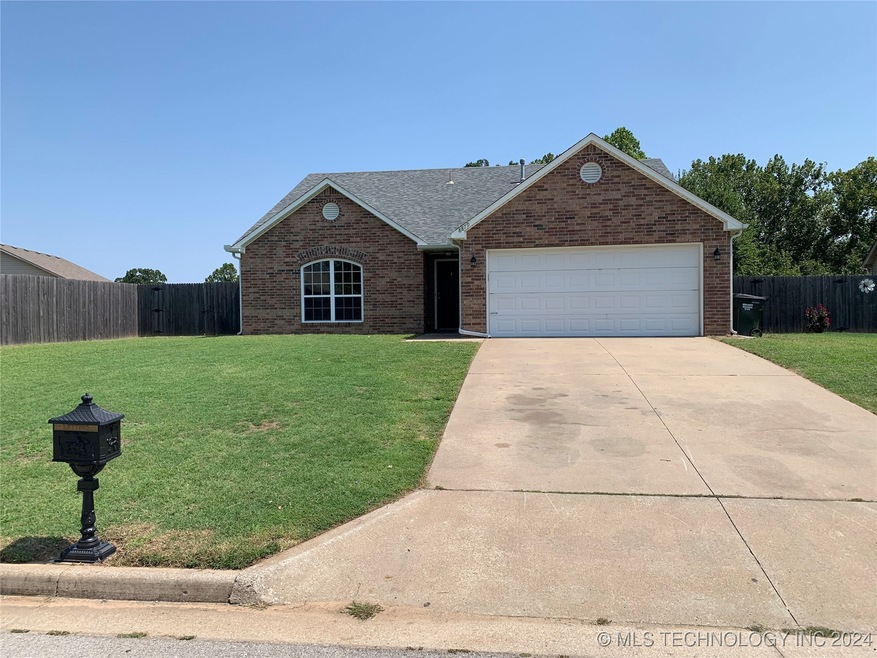 8879 S 261st Ave E, Broken Arrow, OK 74014 - photo 1