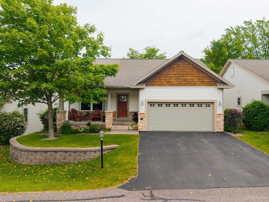 Pending $519,900
