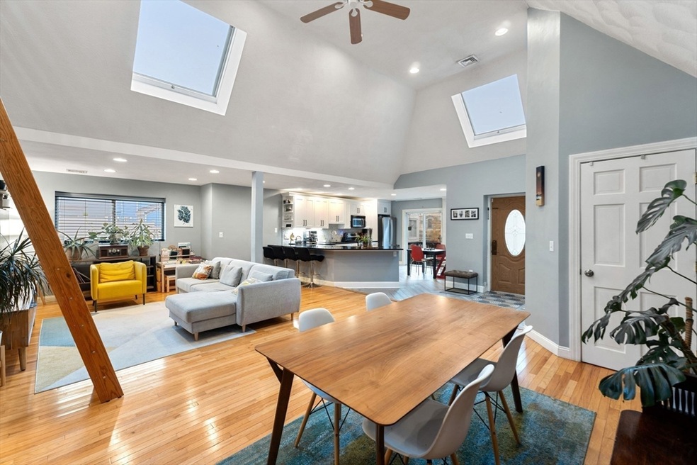 890 Winthrop Ave unit 2, Revere, MA 02151 - photo 1