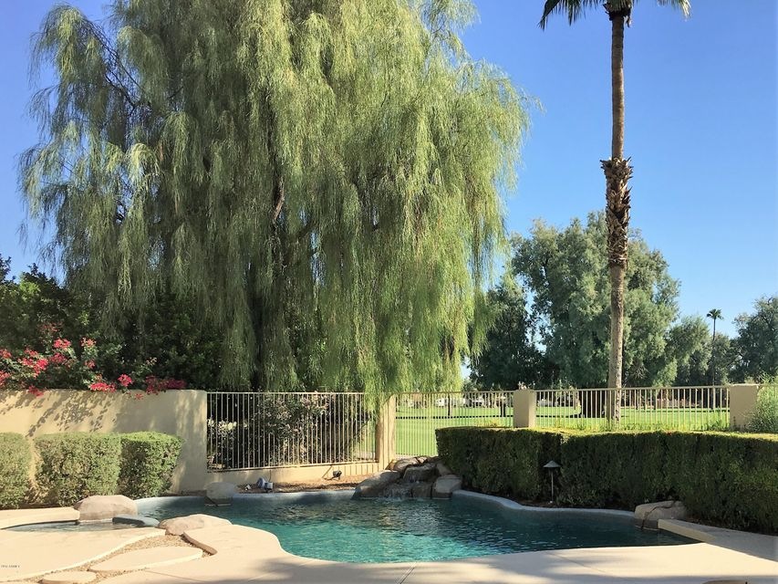 Quarty Pool and Spa