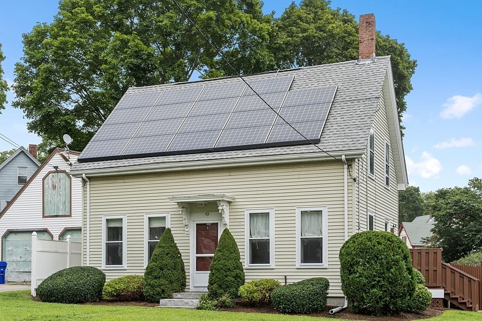 43 Highland St, Rockland, MA 02370 - photo 1