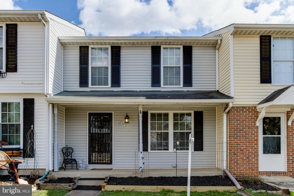 833 Oak Leaf Ct, Warrenton, VA 20186 - photo 1